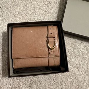 Gucci patent compact wallet